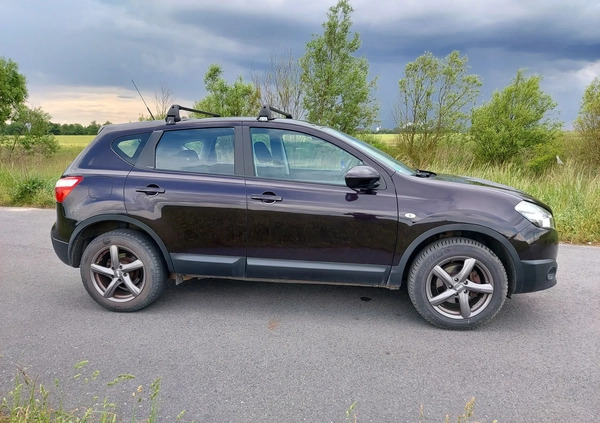 Nissan Qashqai cena 31000 przebieg: 205000, rok produkcji 2011 z Żuromin małe 121